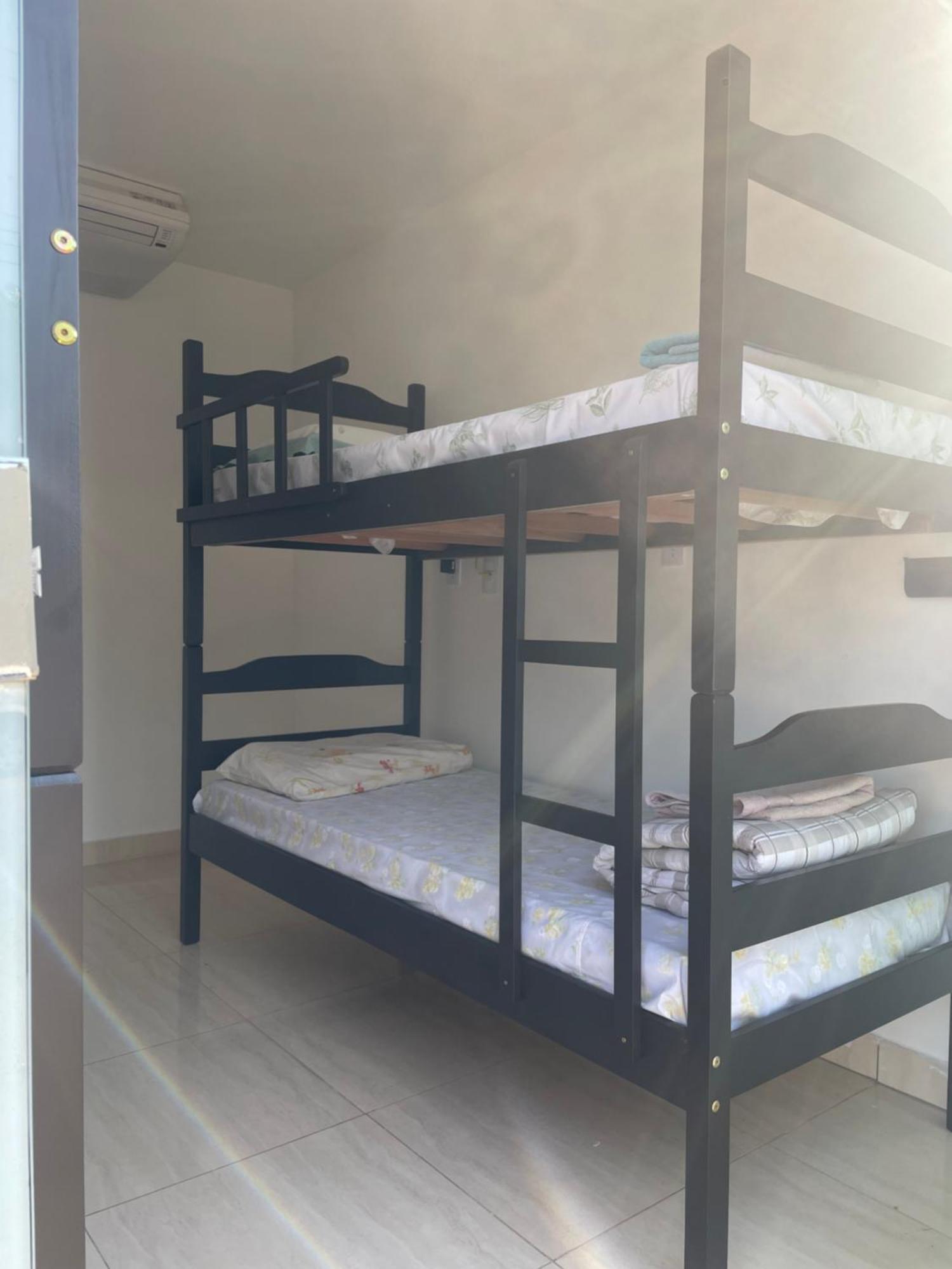 Suite 1 - Container 바레투스 외부 사진